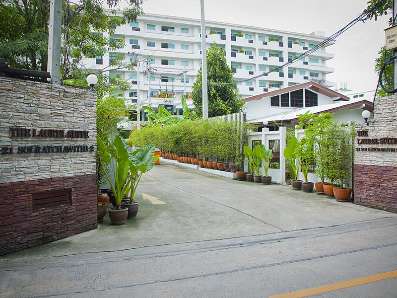 Hotel image 洛棱套房酒店