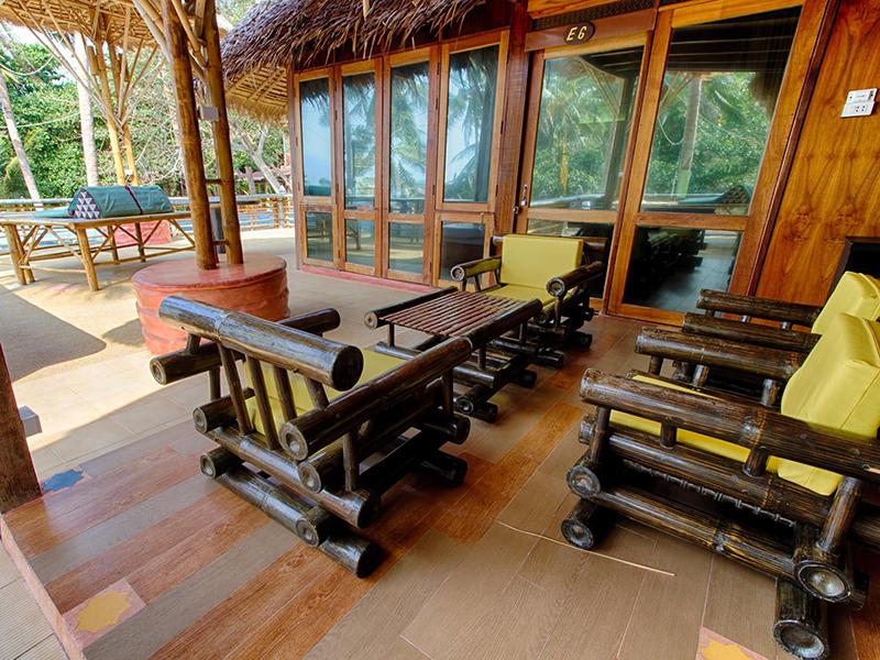 Hotels Charm Churee Villa Resort And Spa
