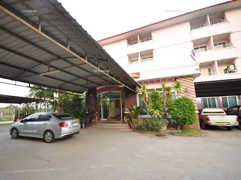 附近的酒店 瓦纳罗姆公寓酒店（Vanarom Resident ）