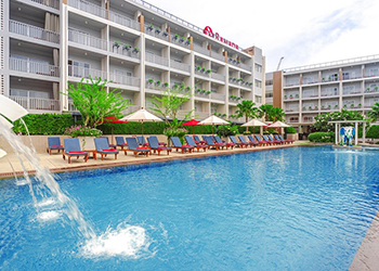 Ramada by Wyndham Phuket Deevana