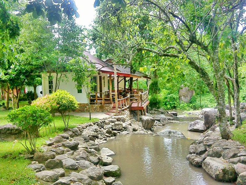 附近的酒店 伦达兰花度假村（Lunda Orchid Resort）