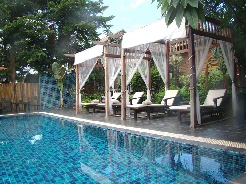 Hotelek Tharaburi Resort