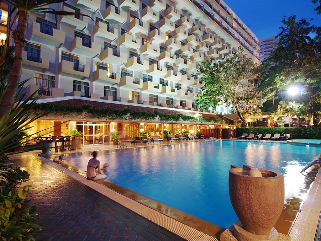 Hotels Nearby Golden Beach Pattaya