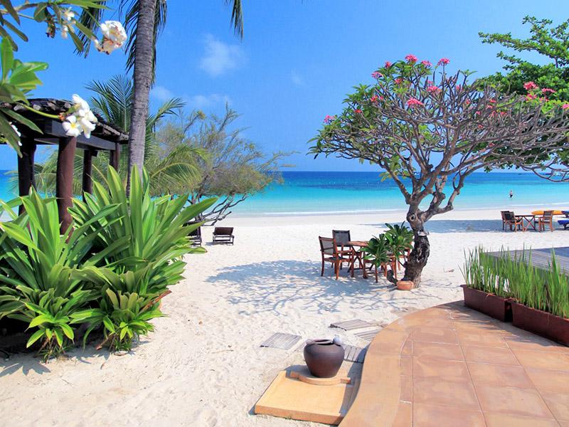 ปารดี รีสอร์ท , เกาะเสม็ด - Paradee Resort