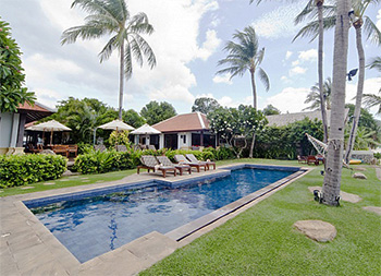 Bangrak Beachfront Villa