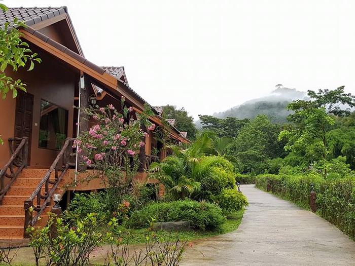 Hotel image Khaosok Rainforest Resort