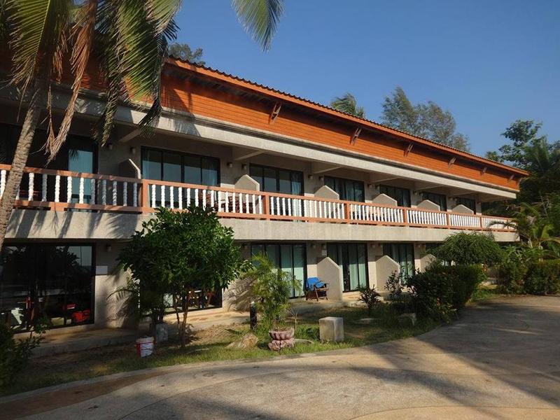 Baan Thai Lanta Resort Beach Front Baan Thai Lanta Resort Beach Front