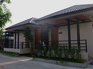 Yenjit Bungalow and Resort