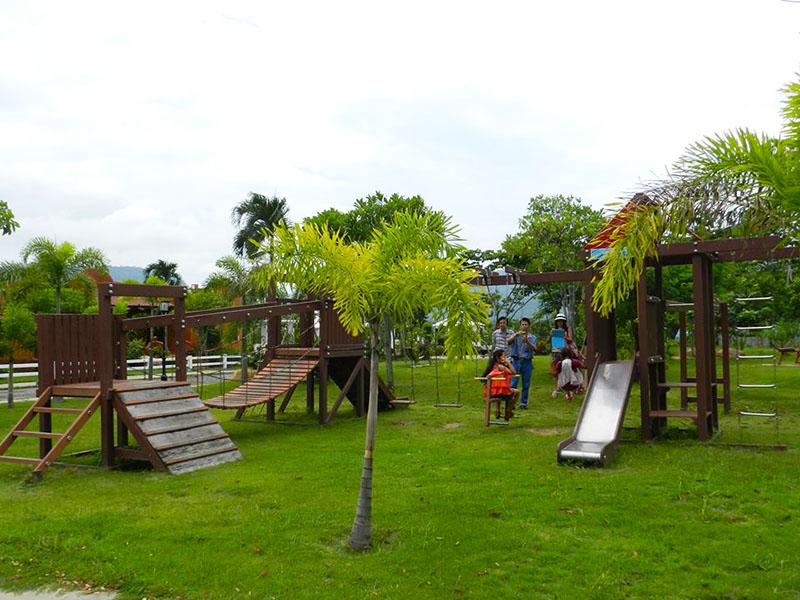 Hoteluri Im Poo Hill 
