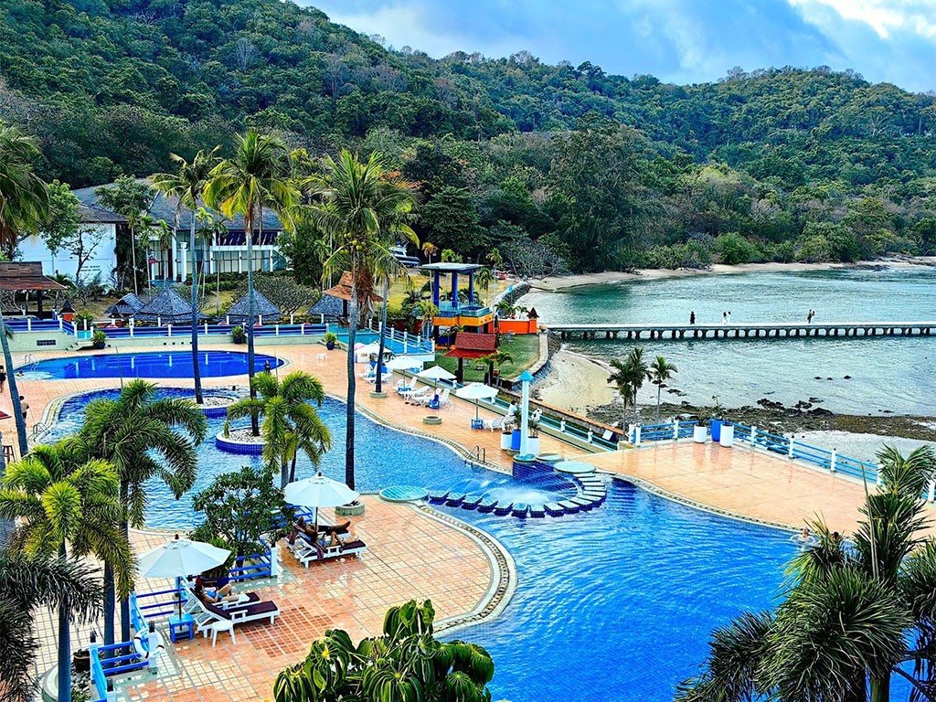 ระยอง รีสอร์ท