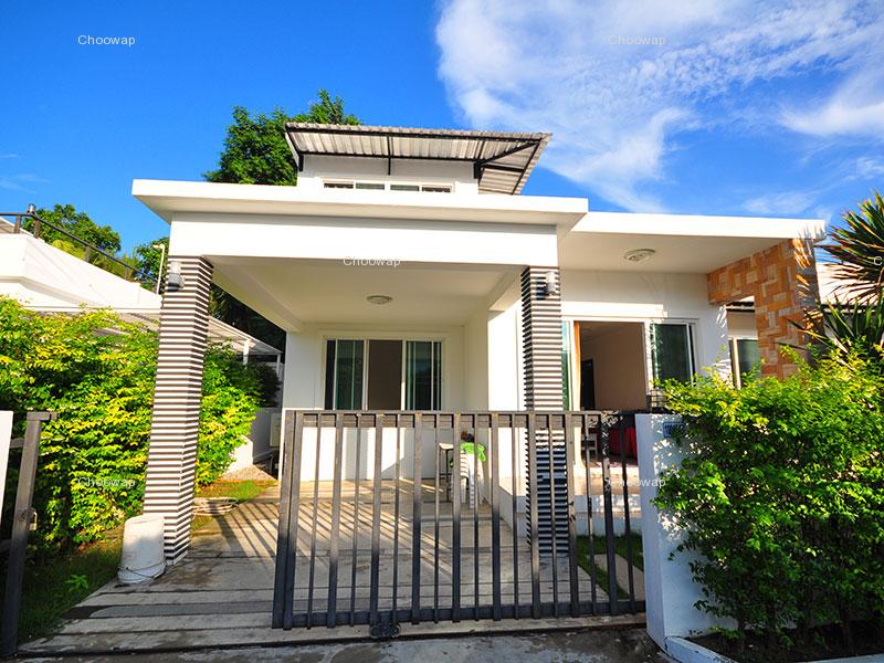 近くのホテル Por Villa Huahin