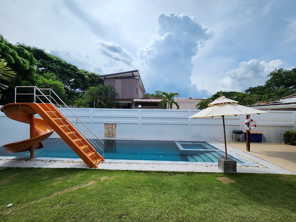 Hotel image Thiva Pool Villa Hua Hin