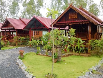 Wacharakorn Resort (FormerlySabai Sabai Resort and Restaurant)