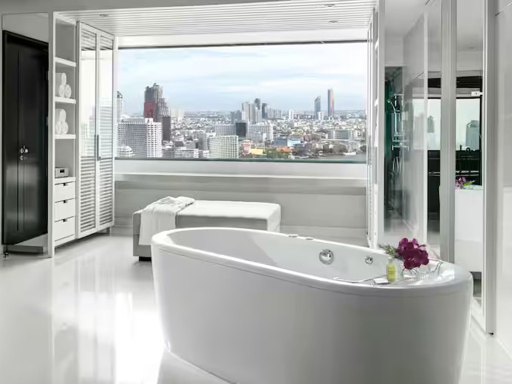 Millennium Hilton Bangkok