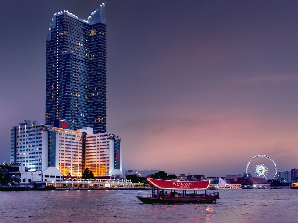 Ramada Plaza by Wyndham Bangkok Menam Riverside