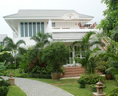 Baan Laksasubha Resort