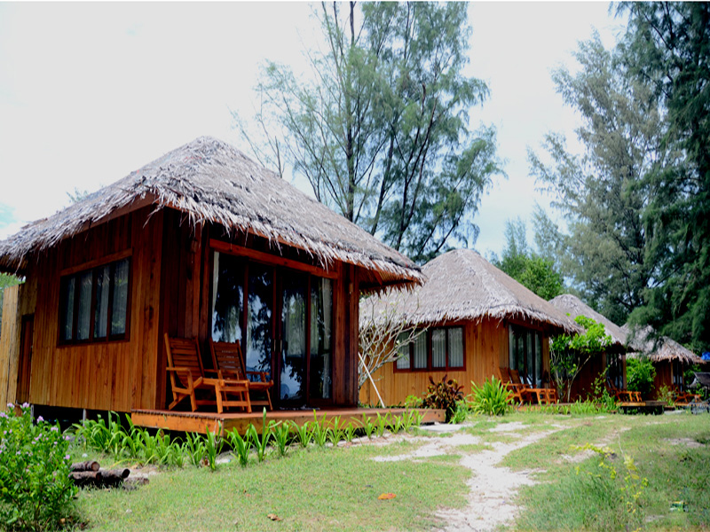 附近的酒店 克雷登海滩度假村酒店（Kradan Beach Resort）