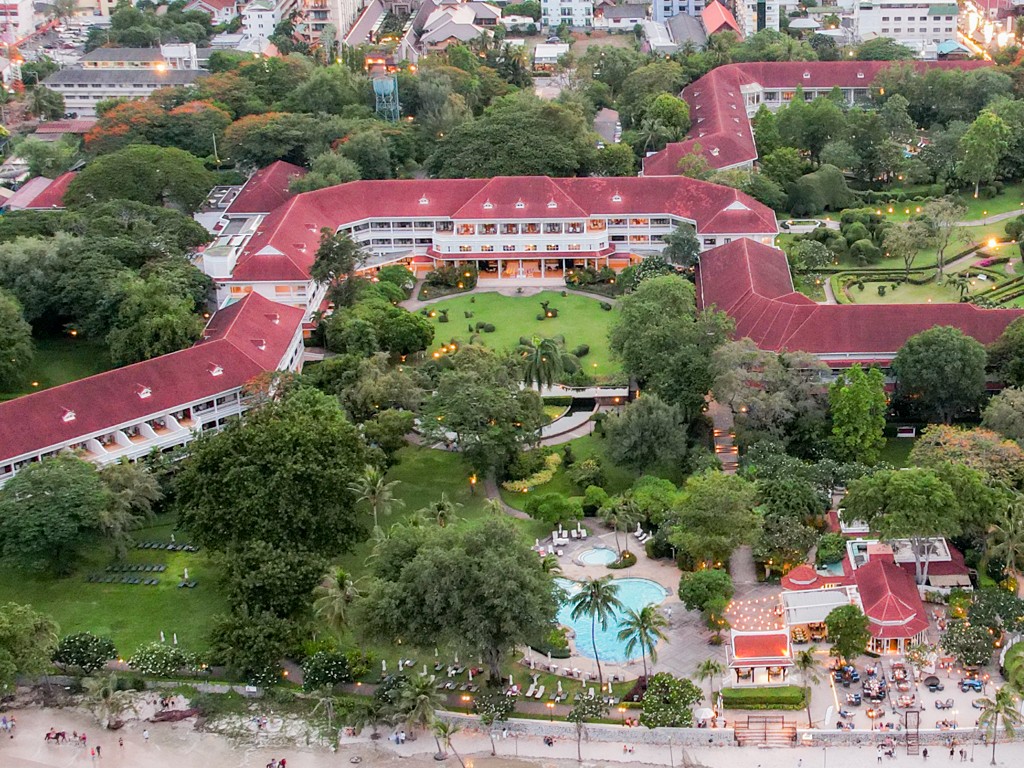 Hotel image Centara Grand Beach Resort Villas Hua Hin