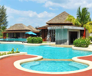 Apsaras Beachfront Resort & Villa