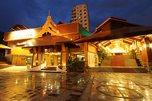 Khum Phucome Hotel