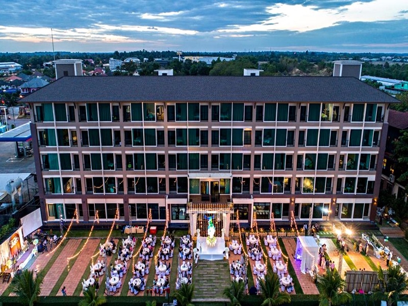 附近的酒店 河景酒店那空帕农(The River Hotel Nakhonphanom)