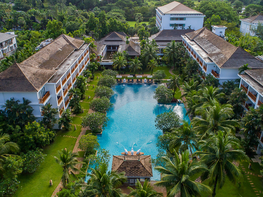 Hotel image Naithonburi Beach Resort
