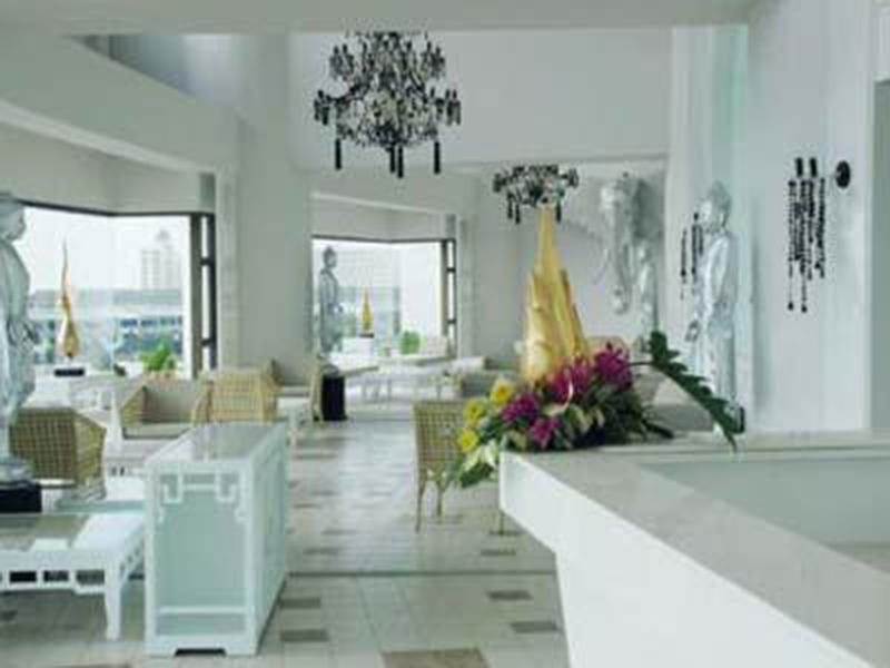 โรงแรม ณุศา พลาญ่า โฮเท็ล แอนด์ สปา