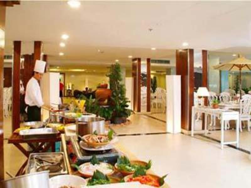 โรงแรม ณุศา พลาญ่า โฮเท็ล แอนด์ สปา