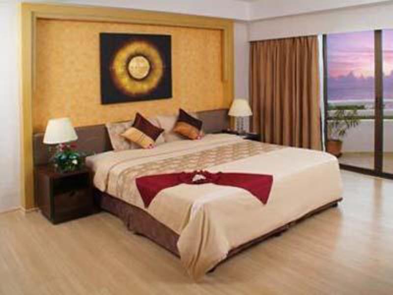 โรงแรม ณุศา พลาญ่า โฮเท็ล แอนด์ สปา