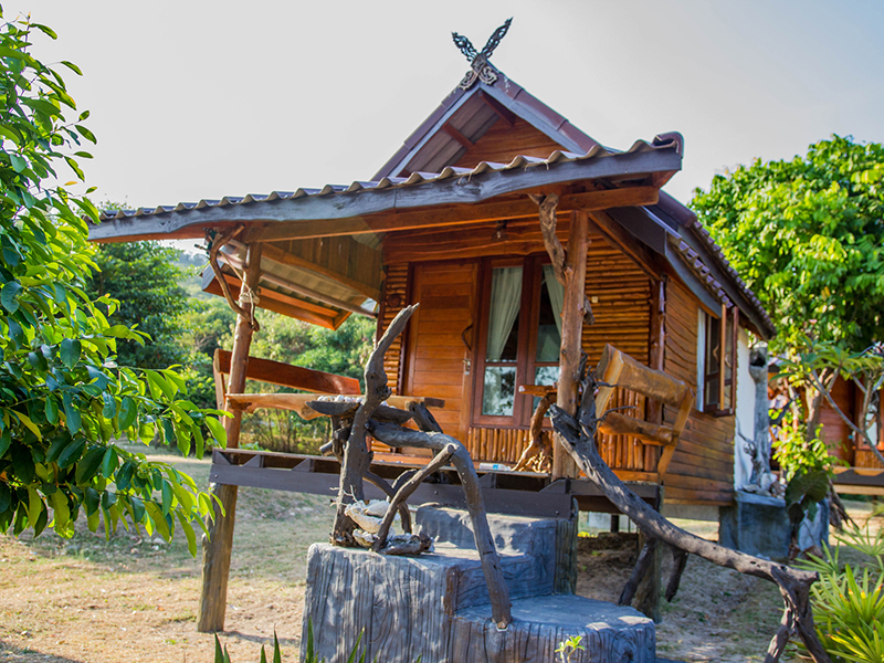 附近的酒店 安通海滩度假村（Angthong Beach Resort）