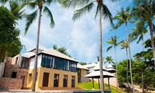 帕万托恩别墅（Pawanthorn Villa Samui）