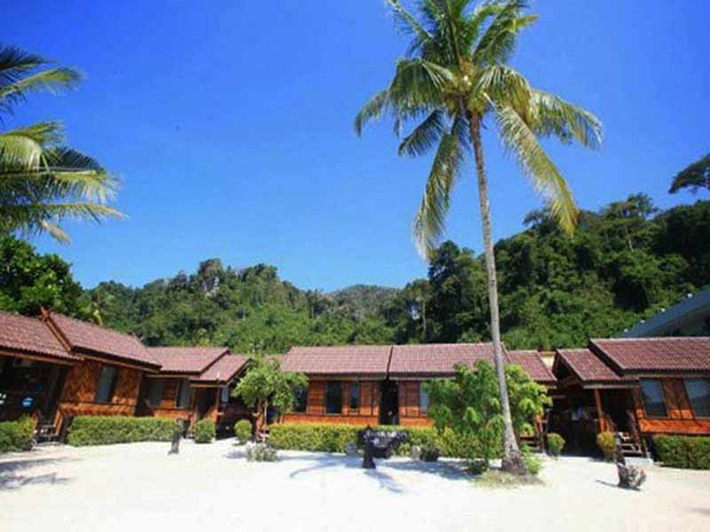 Phi Phi Sandsea View Resort