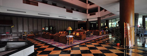 parlor @ Sri U Thong Grand