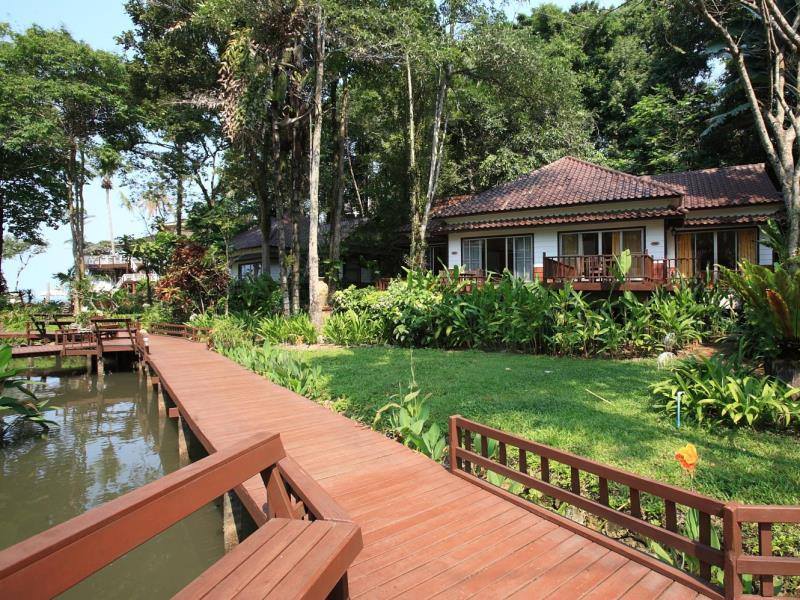 Koh Chang Cliff Beach Resort 