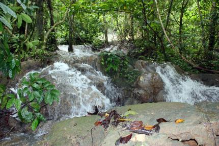 巧兰山水度假村 