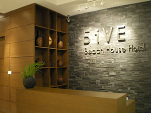 5ive Beach House Hotel