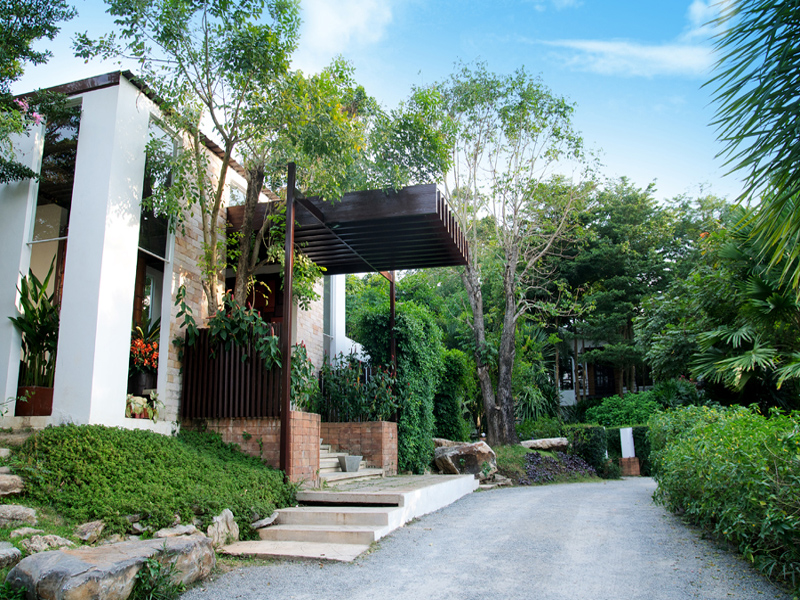 附近的酒店 Villa Paradis Hotel