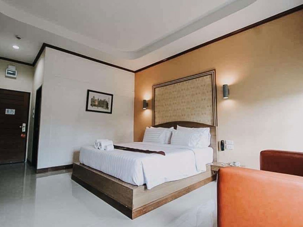 โรงแรมธาดา ชาโตว์