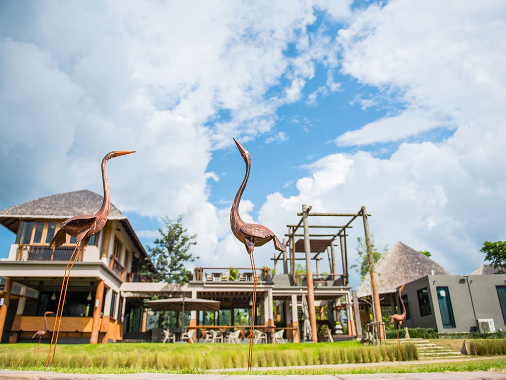 ลาลา มูก้า เต็นท์ รีสอร์ท