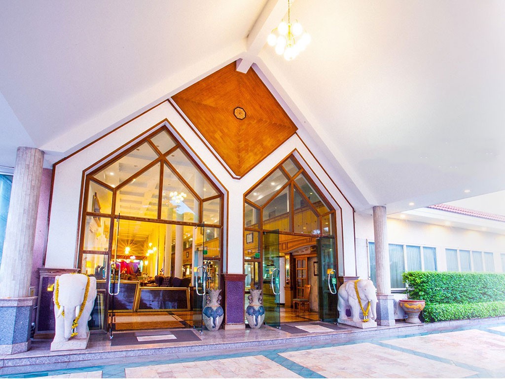 หนองหาร ดิเอลลิแกนท์