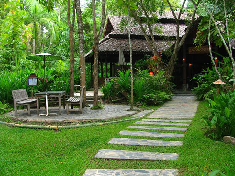 Hotels Nearby Fern Resort