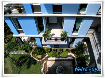 White @ Sea Resort