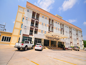 Trat Center Hotel