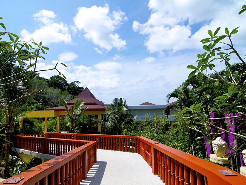 Grand Bleu Ocean View Pool Suite