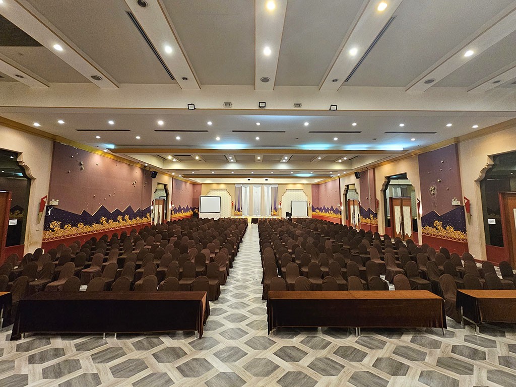 โรงแรม สองพันบุรี