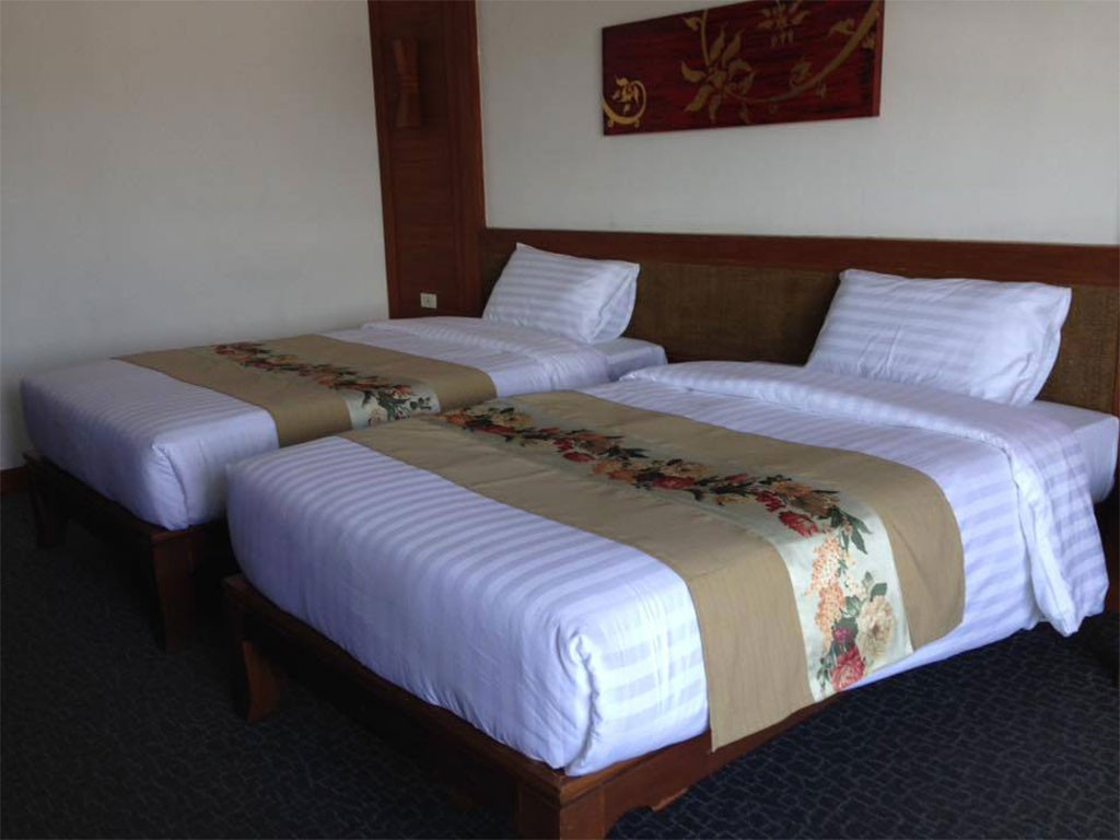โรงแรม รอยัล ทวินส์ พาเลซ