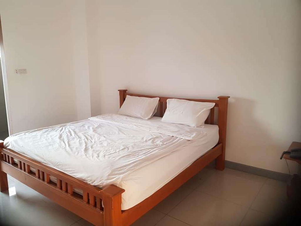 ธีรดล เพลส