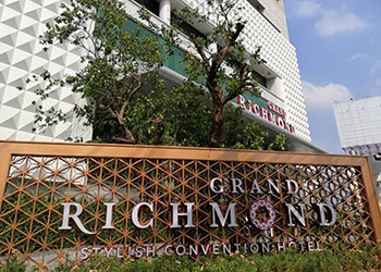 里士满時尚会议酒店（Richmond Stylish Convention）