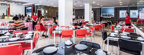 Patong Holiday Hotel