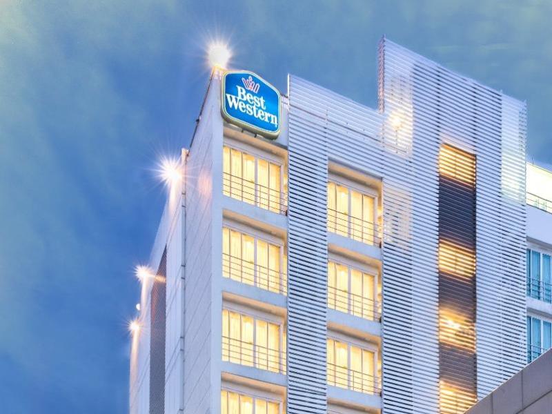 Best Western Mayfair Suites